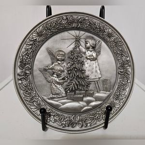 Vintage Hudson fine pewter 1980 Christmas scene sculptured by Albert C. Petitto